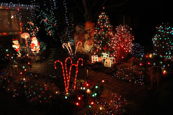 Candy Cane Lane Christmas Lights
 Where to See Christmas Lights in Seattle