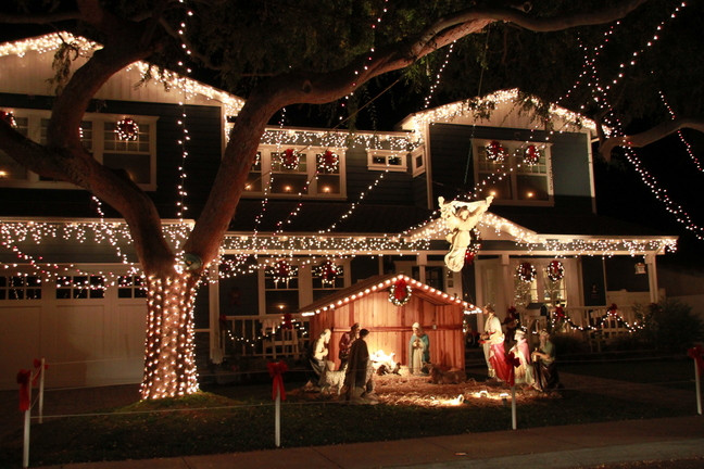 Candy Cane Lane Christmas Lights
 candy cane lane – Served Chilled