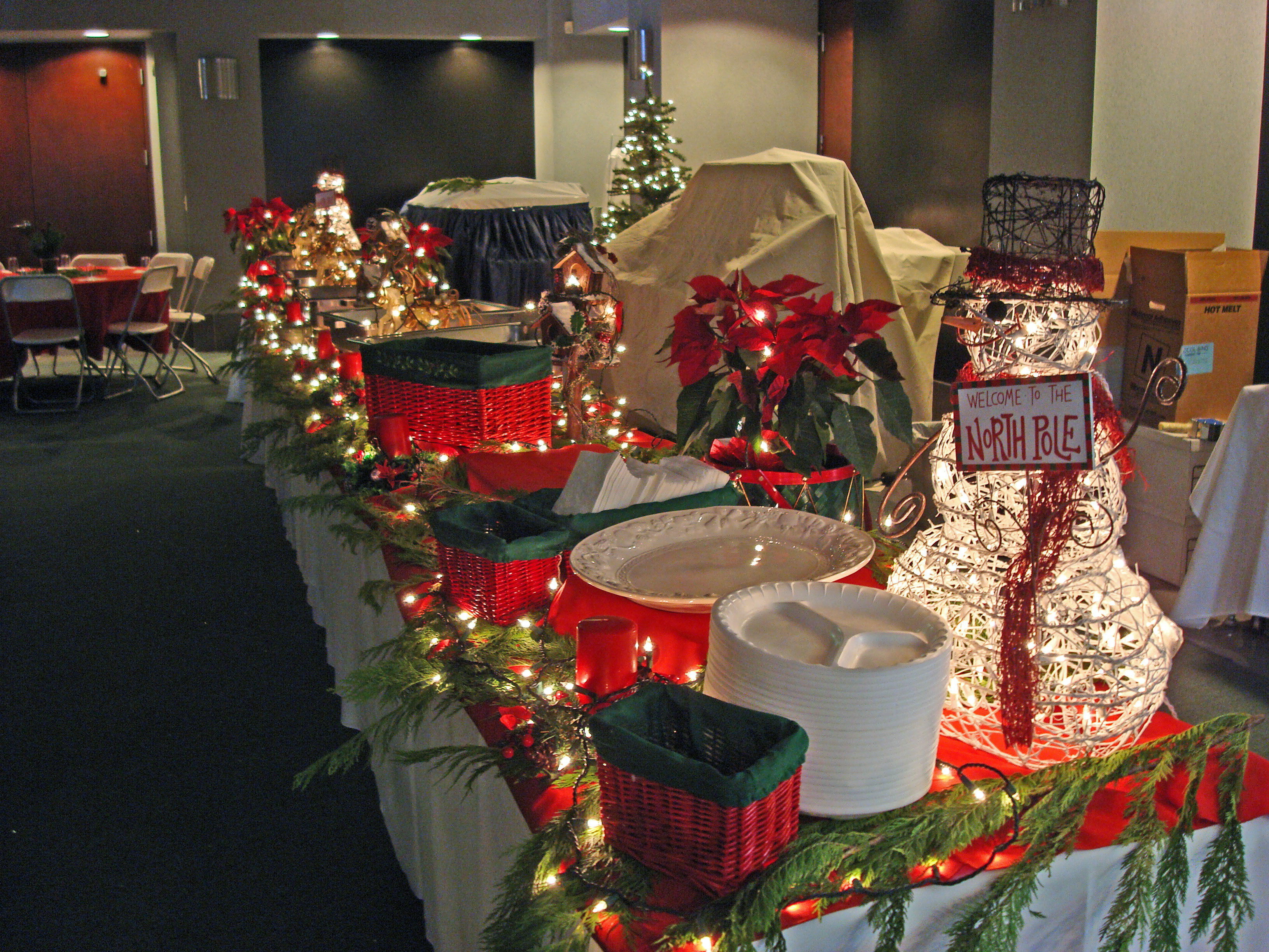 Catered Christmas Dinners
 Holiday Catering Menus for Thanksgiving & Christmas Dinners