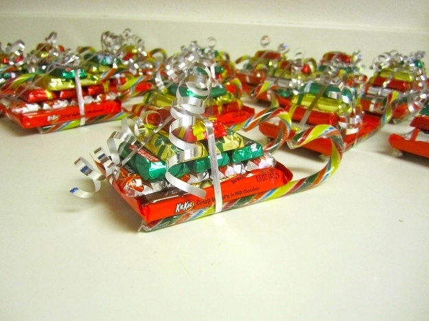 Cheap Christmas Candy
 15 Clever Christmas Hacks That Will Make Your Life Easier