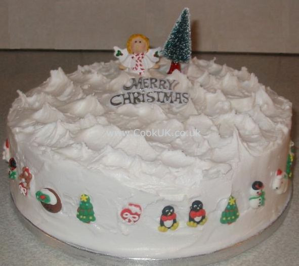 Christmas Cakes Icing
 Ice a Christmas Cake the traditional method Fully