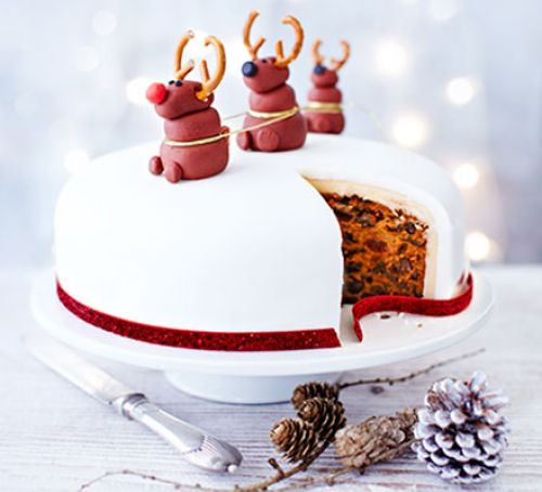 Christmas Cakes Pictures
 Nancy’s Rudolph Christmas cake recipe