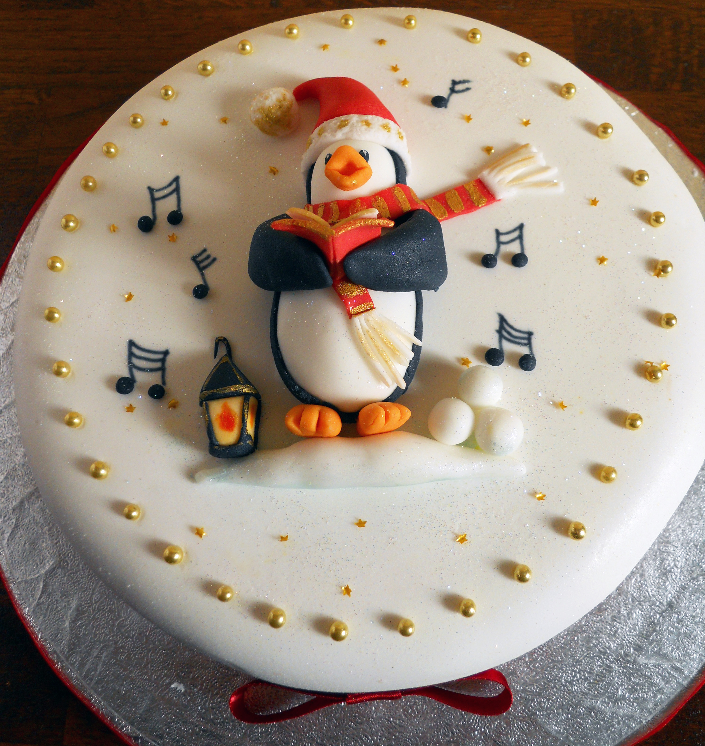 Christmas Cakes Pictures
 Penguin Carol Singer Christmas Cake – Orders now being taken