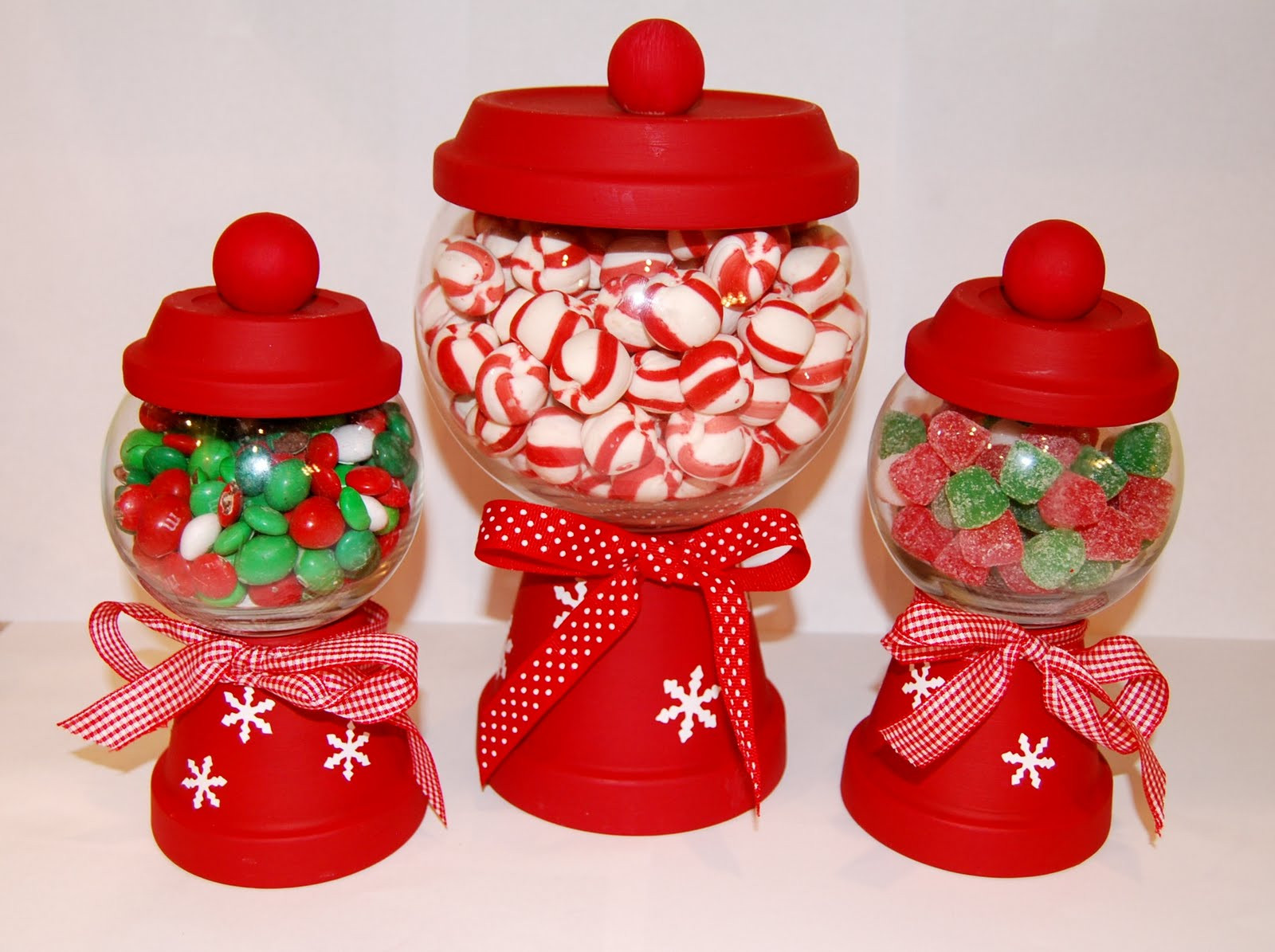 Christmas Candy Containers
 See Jane Blog Christmas Craft