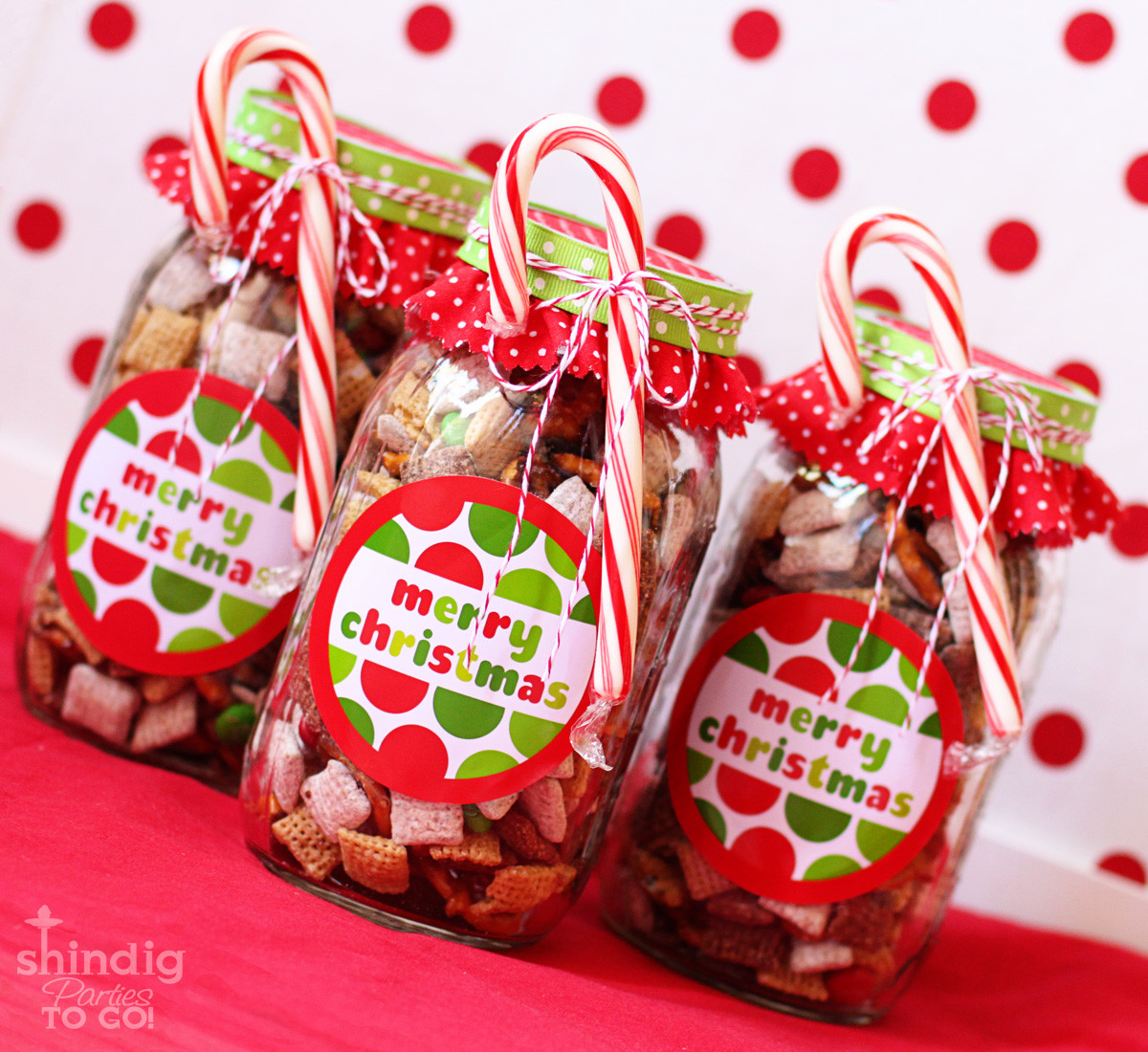 Christmas Candy Favors
 Amanda s Parties To Go FREE Merry Christmas Tags and Gift