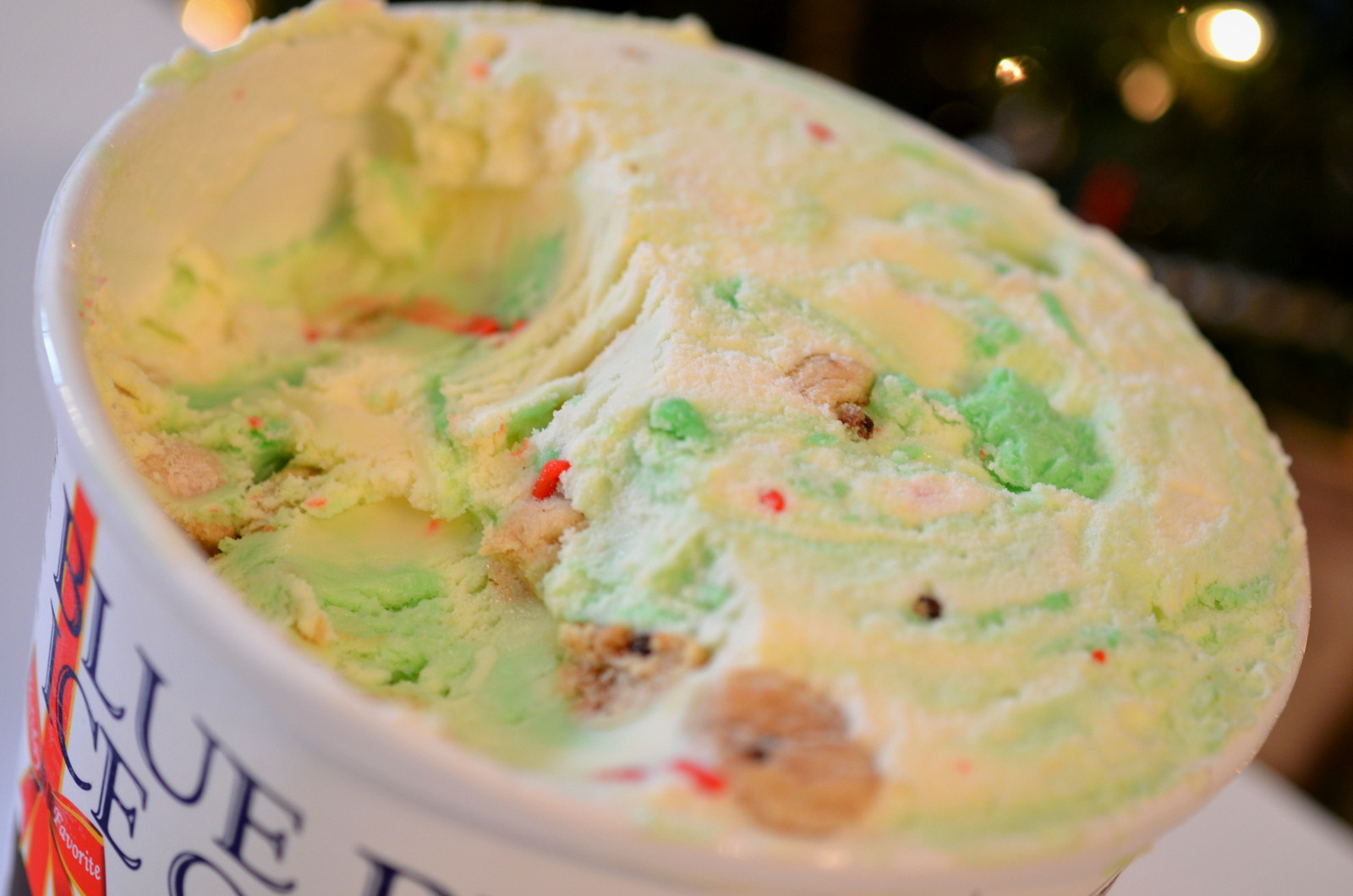 Christmas Cookies Blue Bell
 The Ice Cream Informant REVIEW Blue Bell Christmas Cookies