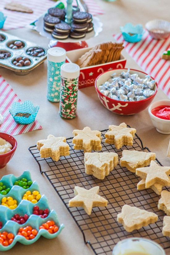Christmas Cookies For Kids
 Tips for Hosting a Successful Kids Holiday Cookie Party
