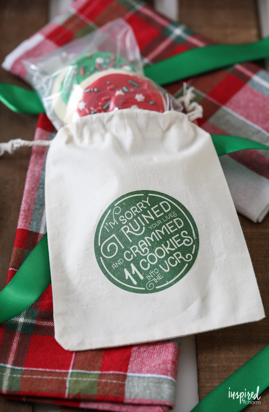 Christmas Cookies In A Bag
 DIY Christmas Cookie Bags with Printable Download