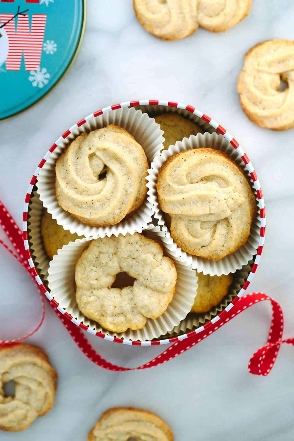 Christmas Cookies In Blue Tin
 Vanilla Bean Danish Butter Cookie Recipe