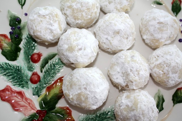 Christmas Cookies With Nuts
 Busy Mom Recipes Powdered Nut Balls