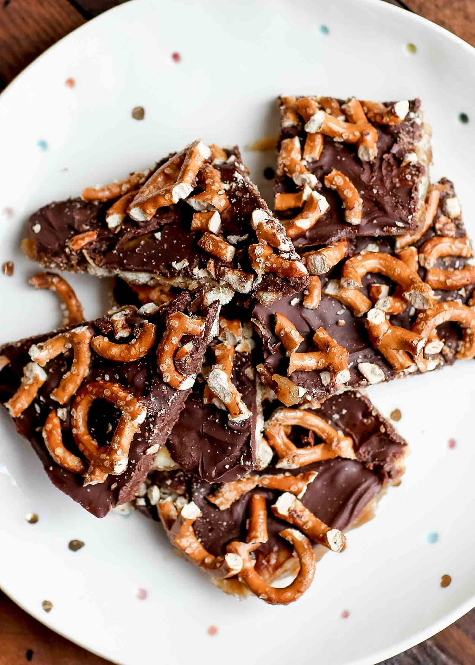 Christmas Crack With Pretzels
 5 Ways to Top Your Christmas Crack