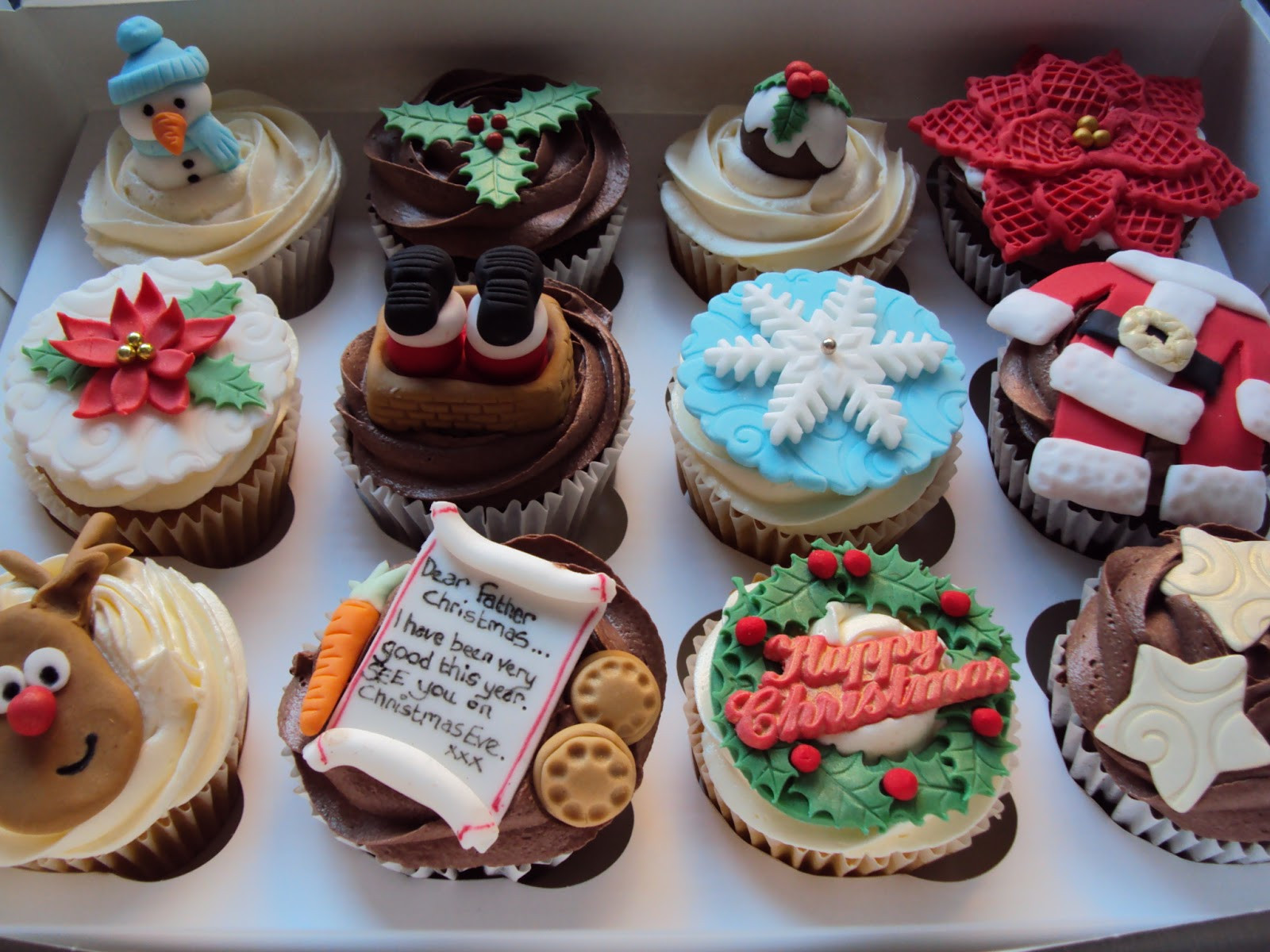 Christmas Cup Cakes
 dessert