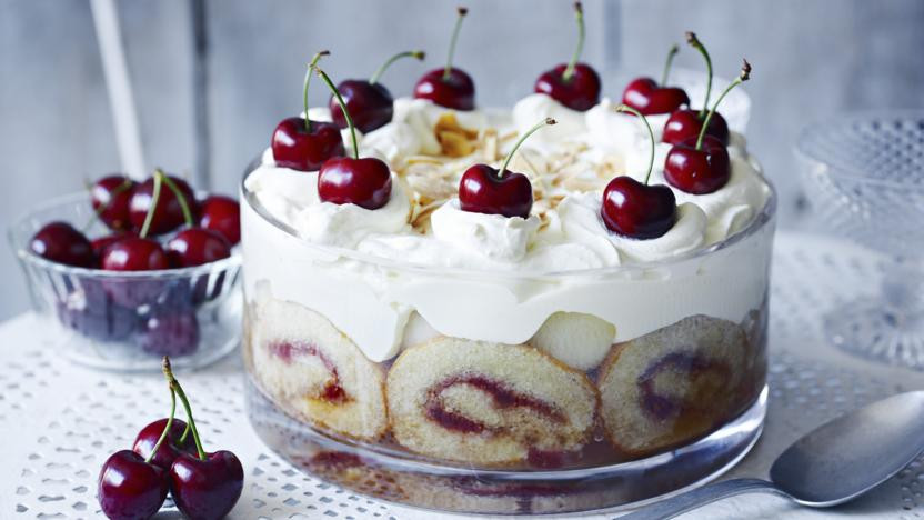 Christmas Desserts Mary Berry
 Mary Berry’s tipsy trifle recipe BBC Food
