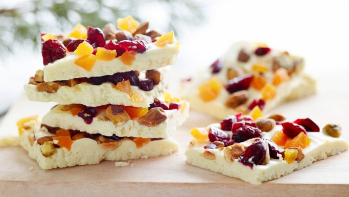 Christmas Desserts To Make
 13 Instant Christmas Desserts You Can Actually Make in the