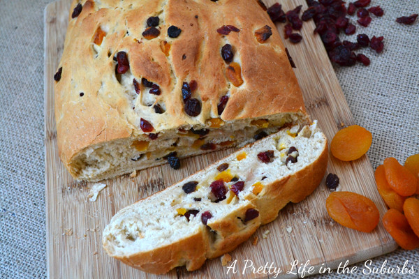 Christmas Fruit Bread
 Fruit & Berry Christmas Bread A Pretty Life In The Suburbs
