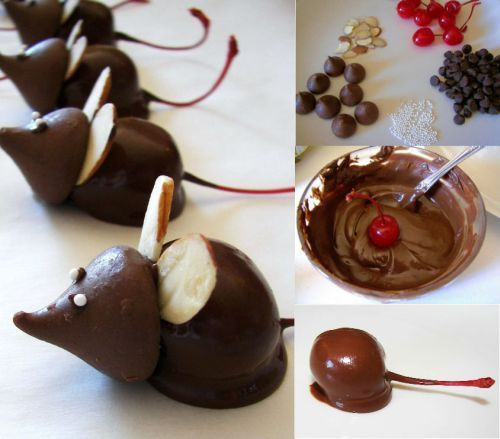 Christmas Mice Candy
 These Christmas Mice are so cute and fun to make
