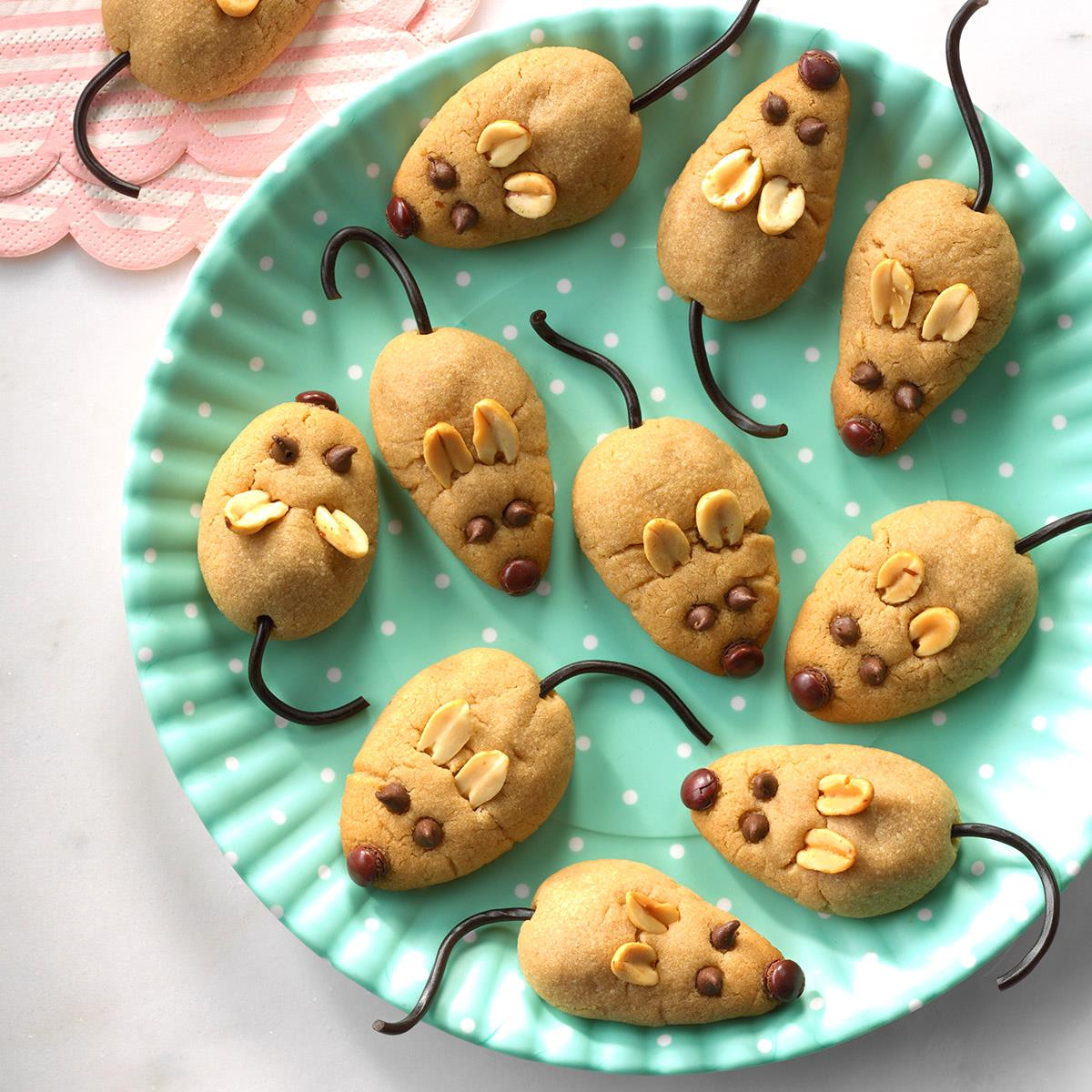 Christmas Mice Cookies
 Peanut Butter Christmas Mice Recipe