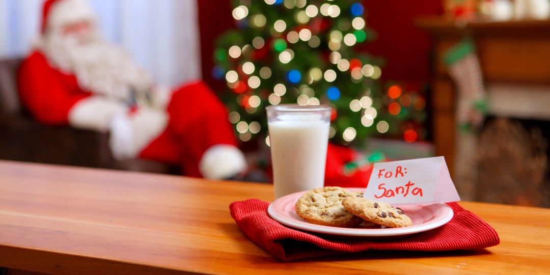 Christmas Milk And Cookies
 This Is How Many Calories Santa Would Eat Christmas