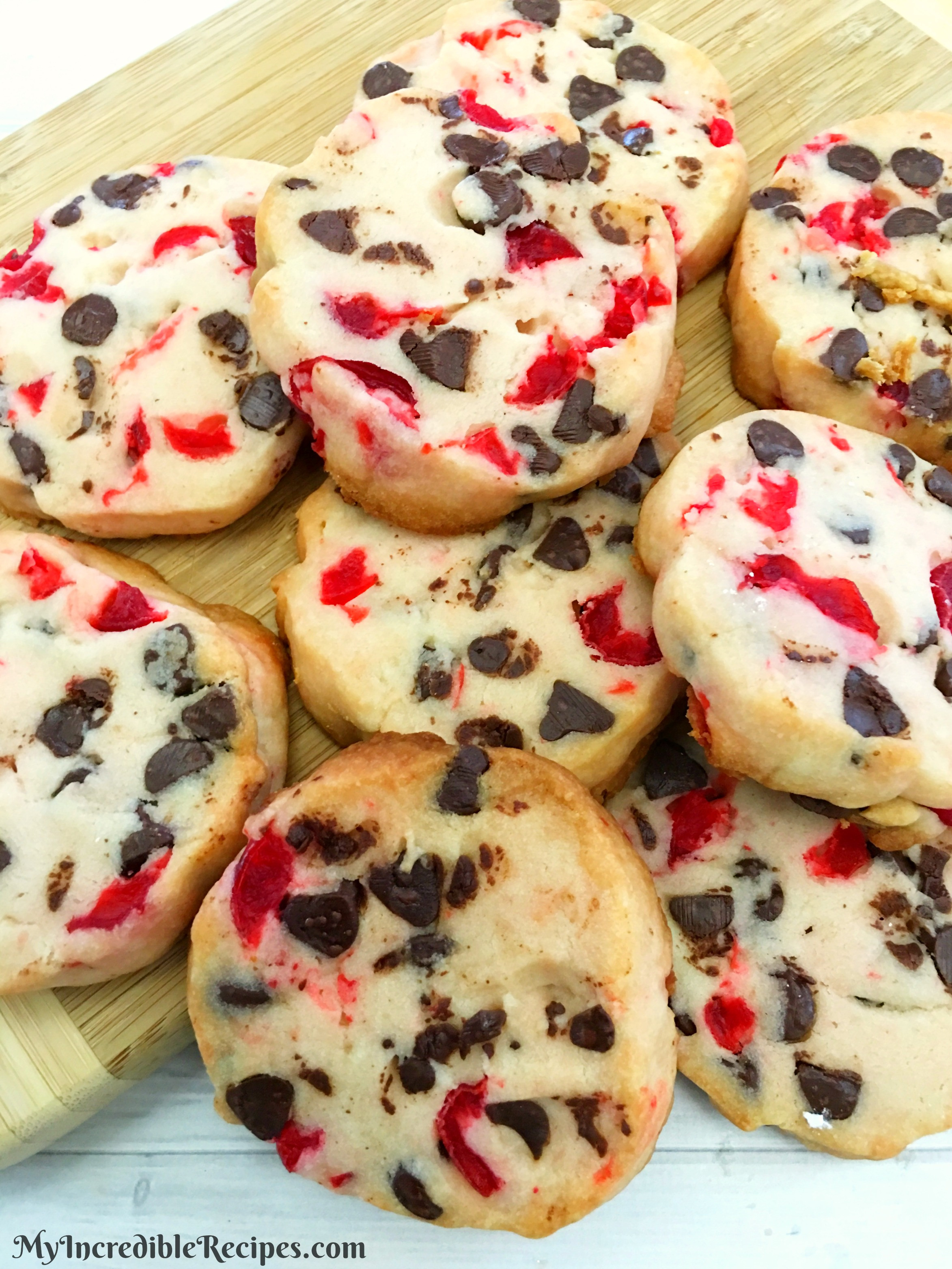 Christmas Shortbread Cookies
 Maraschino Cherry Shortbread Christmas Cookies