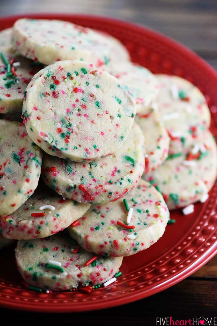 Christmas Shortbread Cookies
 Easy Christmas Shortbread Cookies • FIVEheartHOME