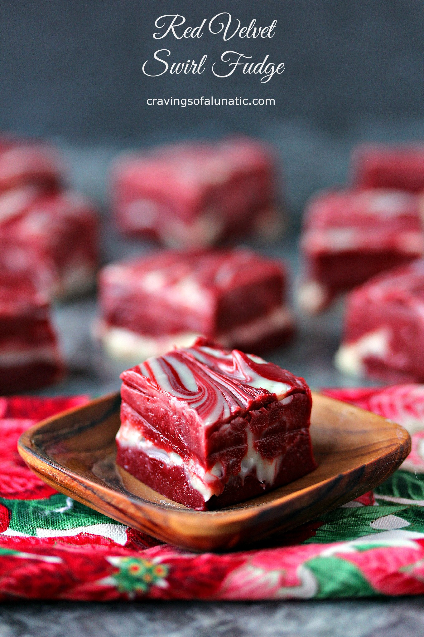 Christmas Swirl Fudge
 Red Velvet Swirl Fudge 4 Ingre nts