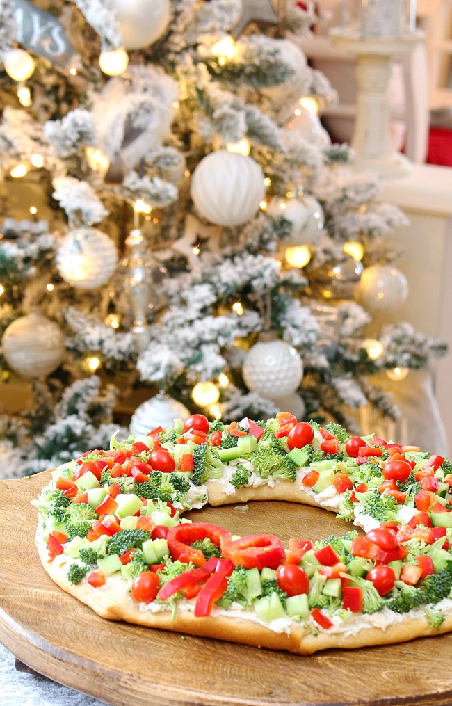 Christmas Tree Veggie Pizza
 Christmas Appetizer Christmas Wreath Veggie Pizza