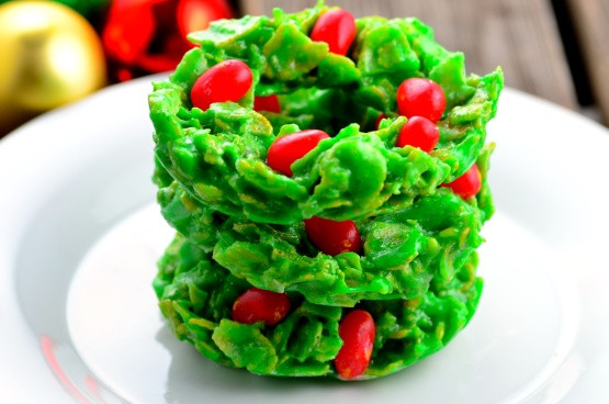 Christmas Wreath Cookies With Corn Flakes
 christmas holly cookies corn flakes