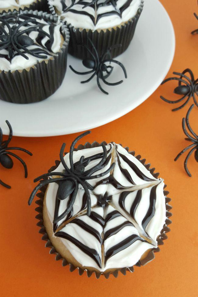 Cool Halloween Cup Cakes
 Spider Web Cupcakes Spaceships and Laser Beams