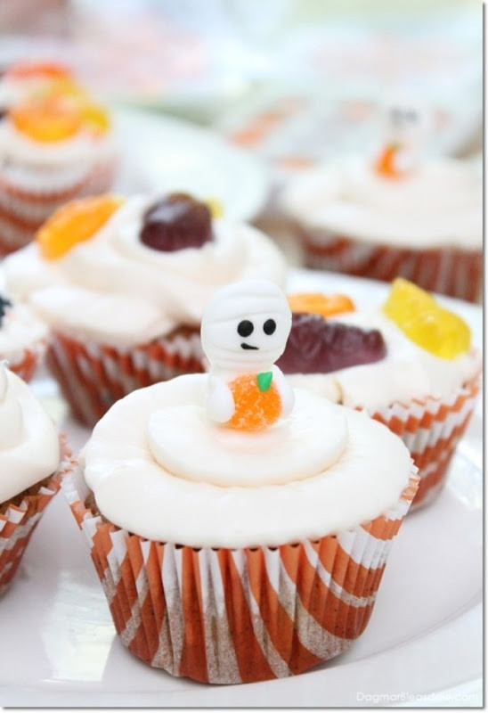 Cool Halloween Cupcakes
 homework a creative blog THE INSPIRATION BOARD