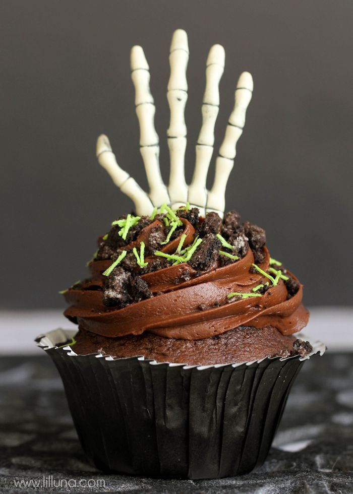 Creepy Halloween Cupcakes
 Creepy Cupcakes