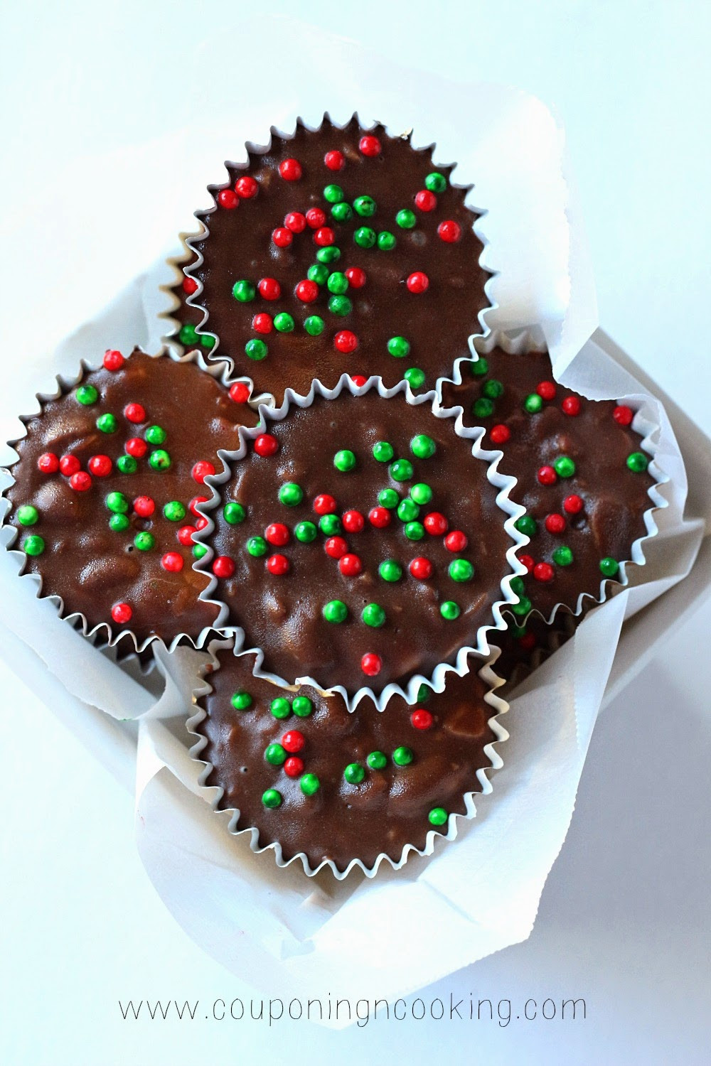 Crock Pot Christmas Candy
 Tobins Tastes Easy Crock Pot Christmas Candy & A Holiday