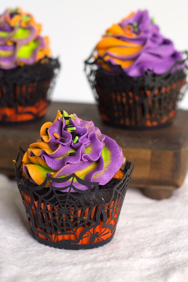 Cupcakes For Halloween
 Halloween Swirled Cupcakes