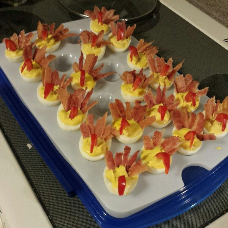 Deviled Eggs For Thanksgiving
 Red pepper bacon deviled eggs to look like thanksgiving