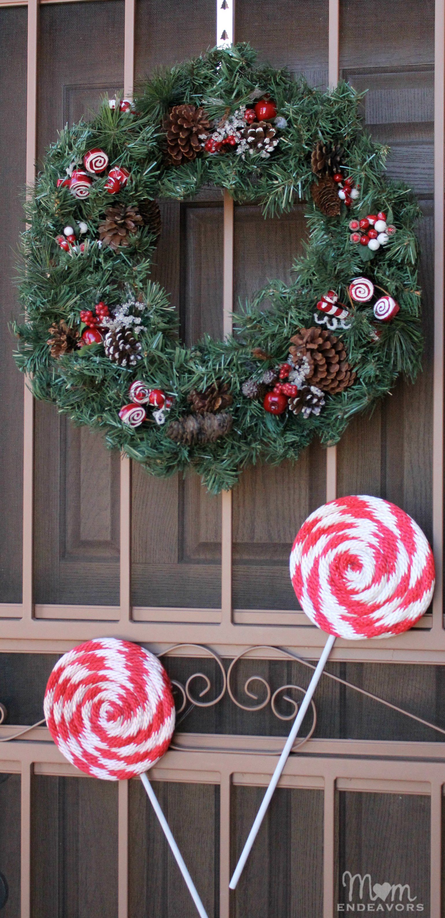 Diy Christmas Candy Decorations
 DIY Peppermint Lollipops Christmas Decor
