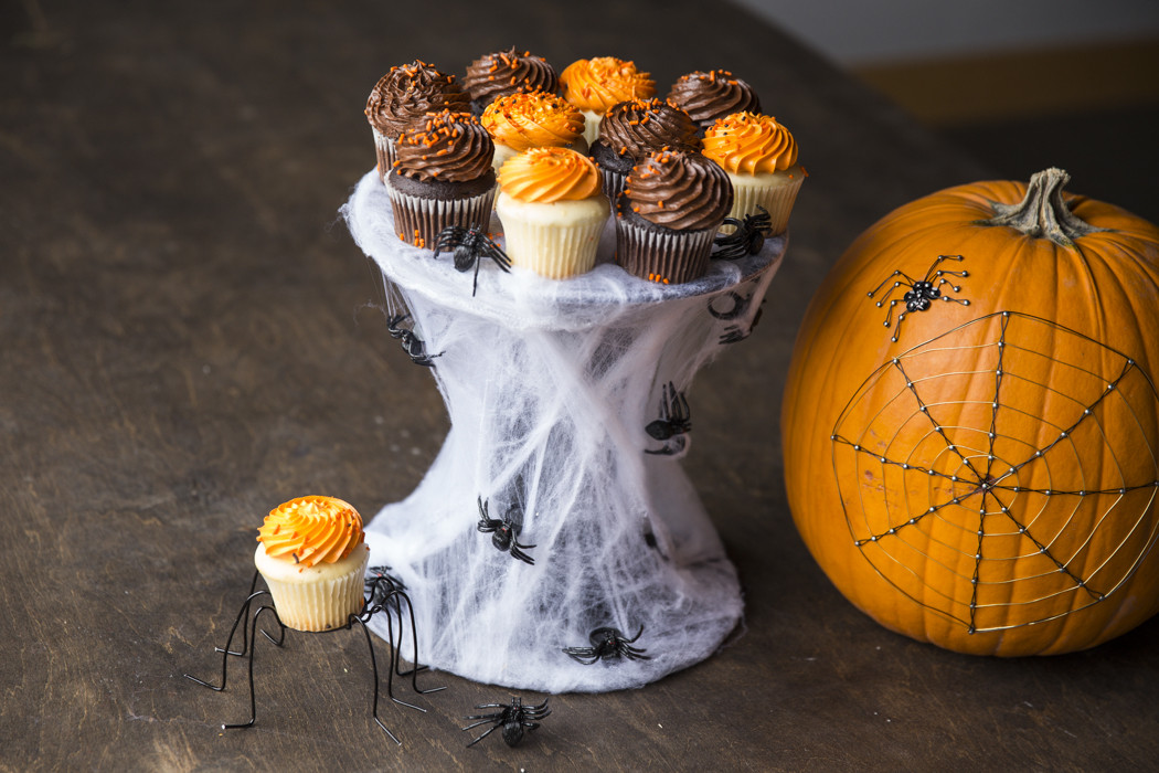 Diy Halloween Cupcakes
 13 DIY Spooky Halloween Party Ideas