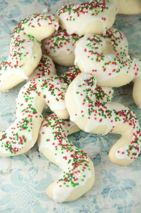 Easy Italian Christmas Cookies
 1000 ideas about Anisette Cookies on Pinterest