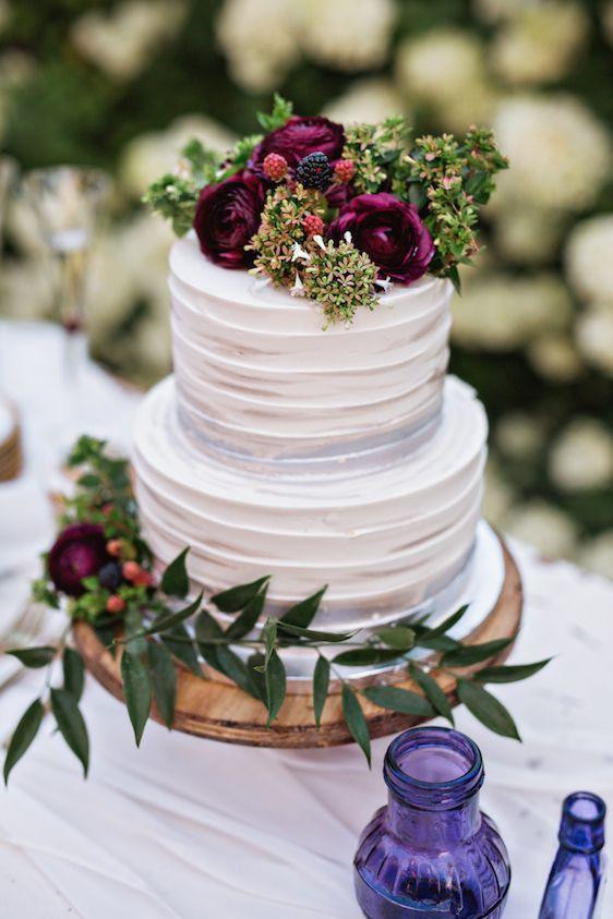 Fall Color Wedding Cakes
 Gorgeous Fall Wedding Cakes We re Drooling Over Southern