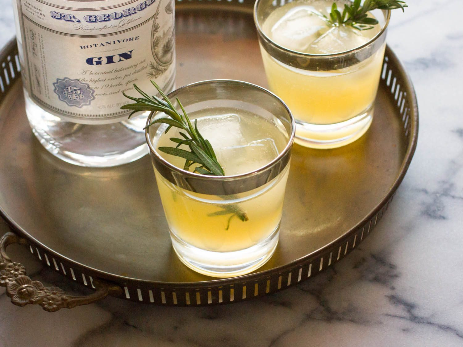 Fall Gin Drinks
 Charred Lemon Gin Sparkler Recipe