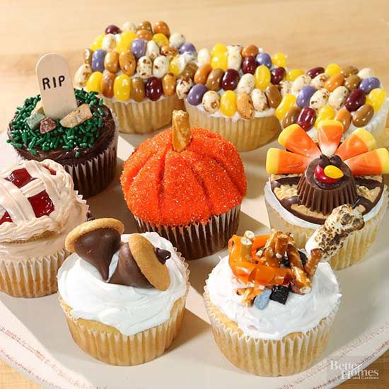 Fall Themed Cupcakes
 7 Adorably Decorated Fall Cupcakes
