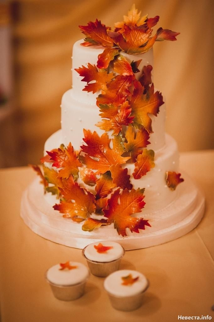 Fall Wedding Cakes With Leaves
 Fall Wedding Inspiration Simple Elegance by Laura