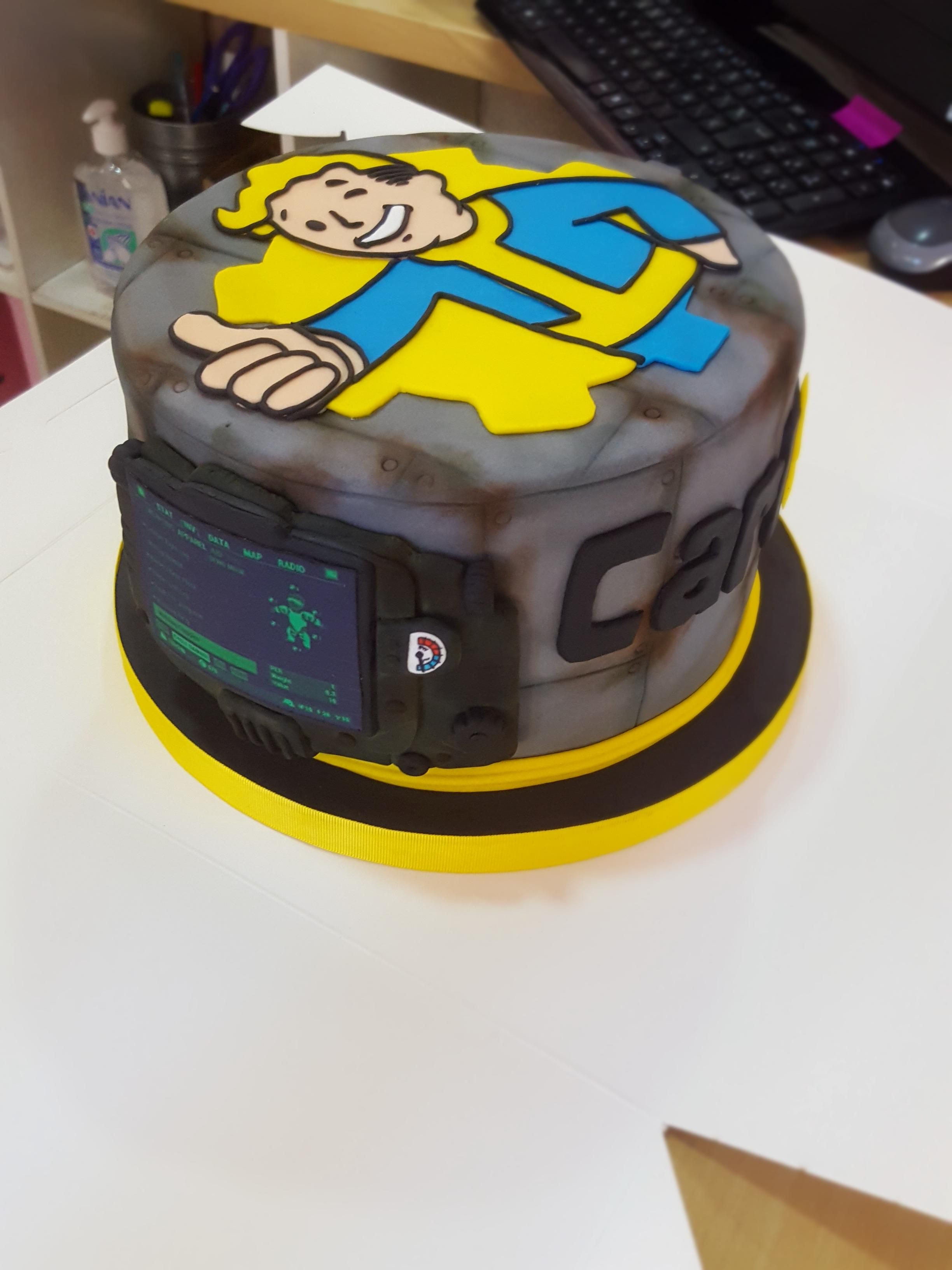 Fallout Birthday Cake
 My boyfriend almost cried when he saw his birthday cake