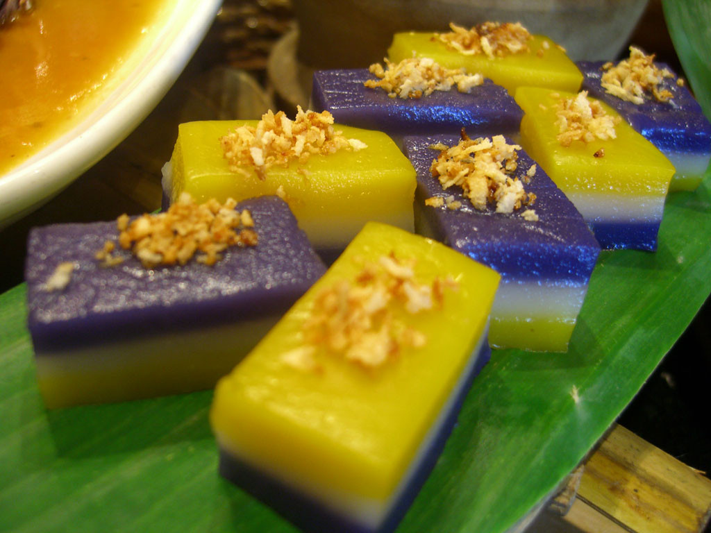 Filipino Christmas Desserts
 The Heritage Hotel Manila FIESTA FILIPINIANA AT THE