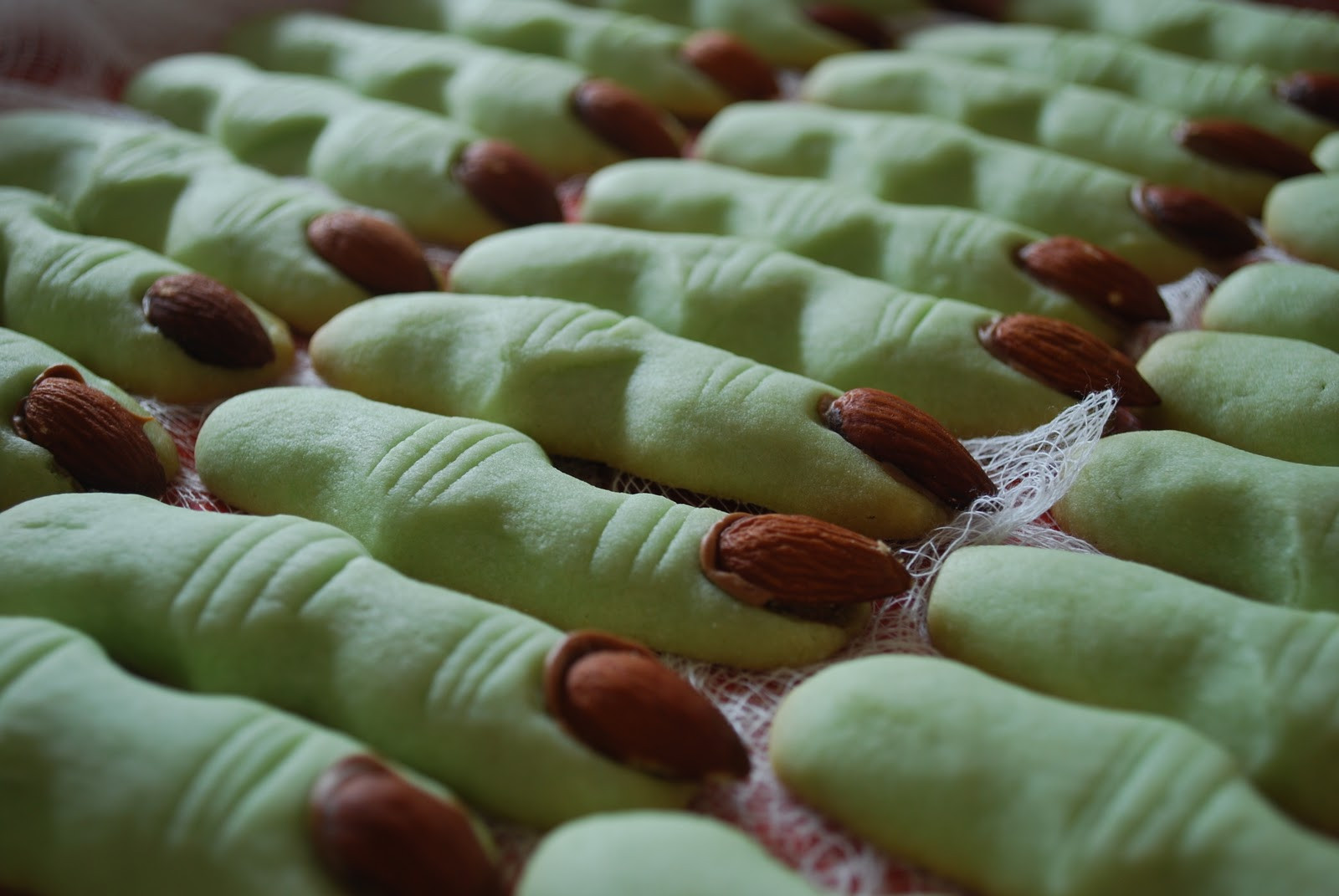 Finger Halloween Cookies
 Sweet Cheeks Tasty Treats Saturday Night Sugar High 5