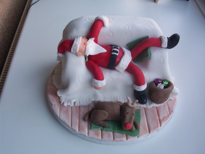 Funny Christmas Cakes
 50 Awesome Christmas cakes