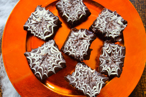 Halloween Brownies Decorating
 Halloween Brownies