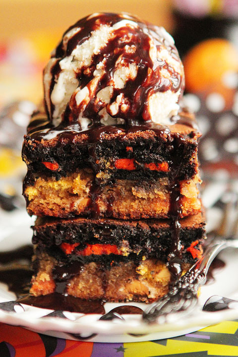 Halloween Brownies Recipes
 Ultimate Halloween Oreo Brownie Bar Recipe