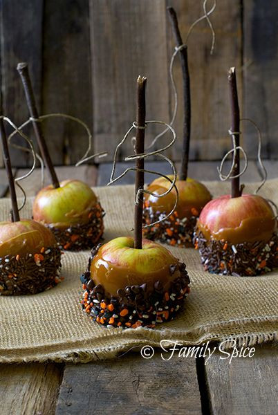Halloween Caramel Apples
 1000 images about GOTHIC HALLOWEEN PARTY DECOR on