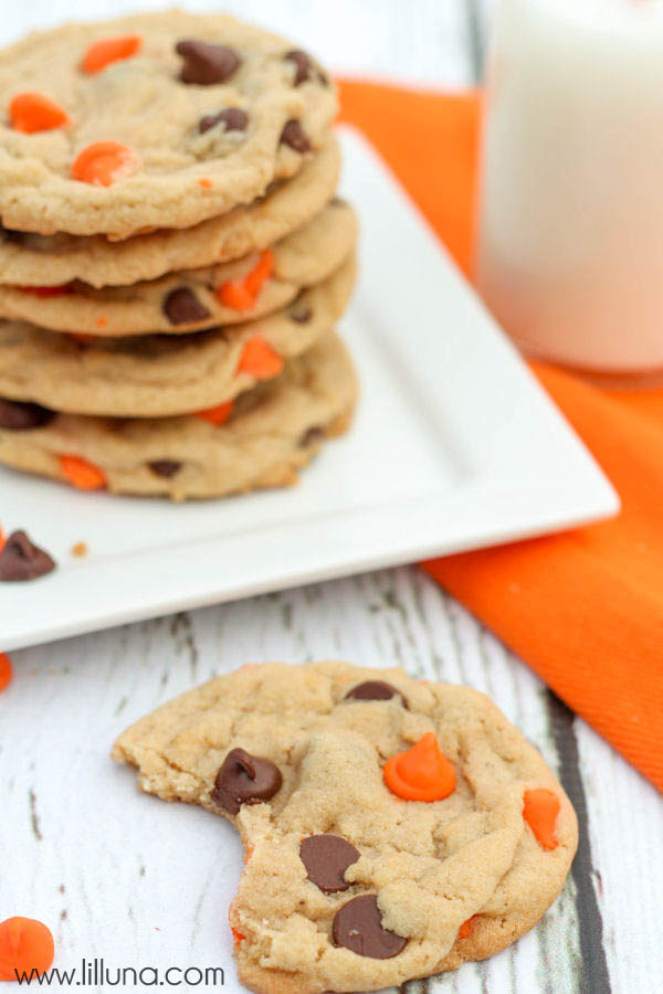 Halloween Chocolate Chip Cookies
 Halloween Chocolate Chip Cookies