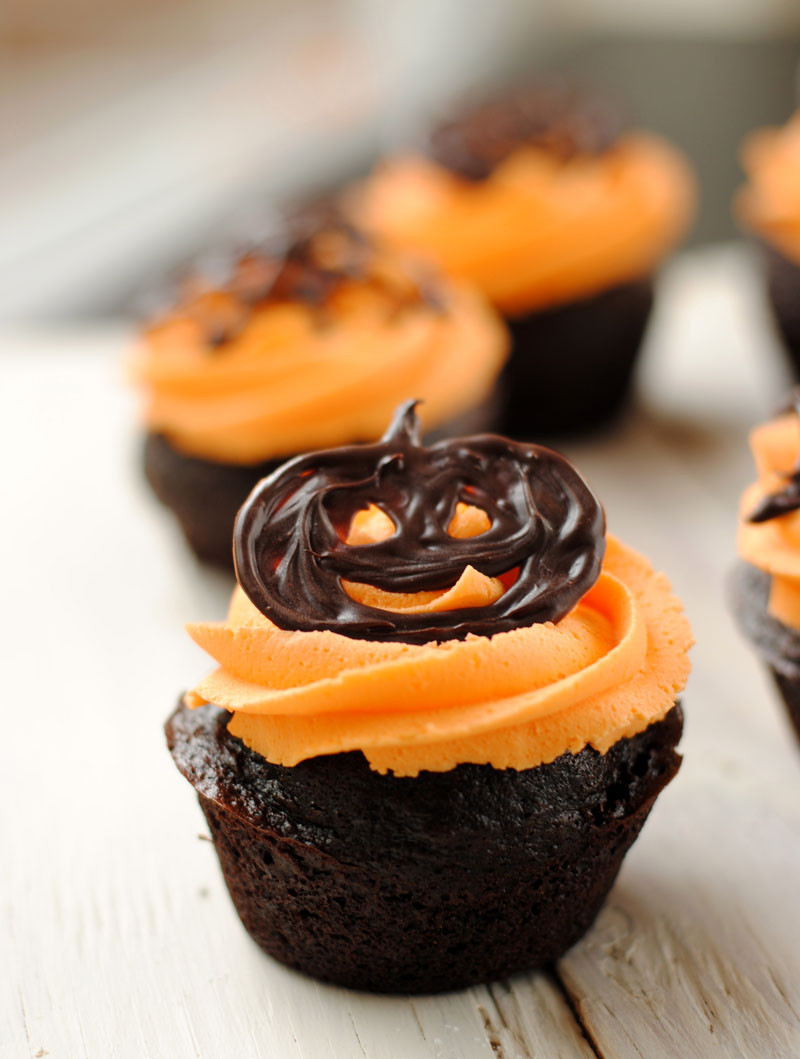 Halloween Cupcakes Recipe
 Leanne bakes Halloween Cupcakes