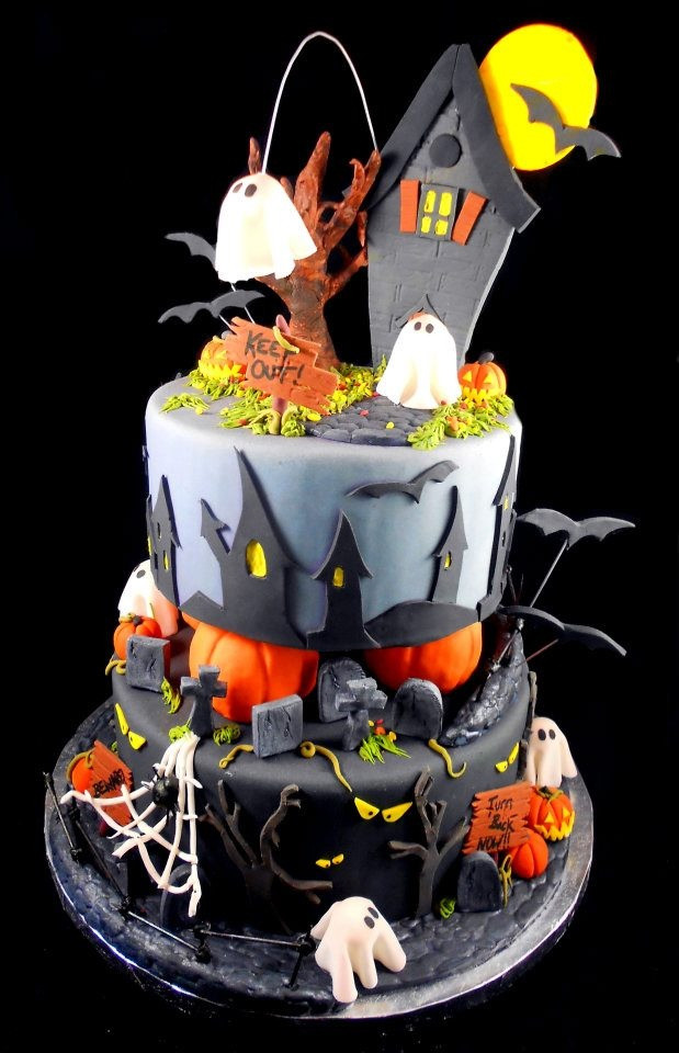 Halloween Decorated Cakes
 Best 25 Halloween cake decorations ideas on Pinterest